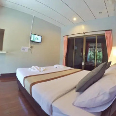 Отель Marina Hut Guest House - Klong Nin Beach 2* Стандартный номер с различными типами кроватей фото 14