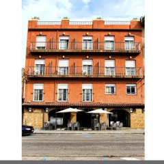 Отель Hostal Isabel Испания, Бланес - отзывы, цены и фото номеров - забронировать отель Hostal Isabel онлайн развлечения