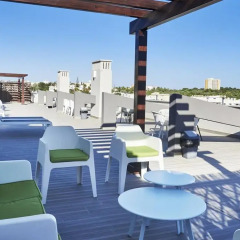 Отель AlvorMar Apartamentos Turisticos Портимао бассейн фото 2