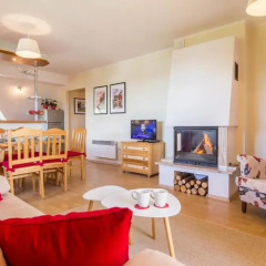 Отель Apartament Red Zakopane Косцелиско комната для гостей фото 3