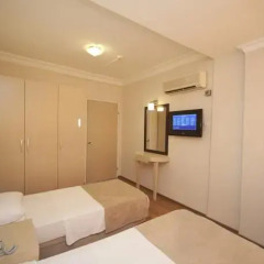 Отель Angel's Suites Marmaris сейф в номере