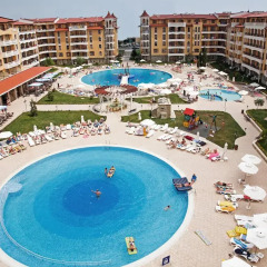Апартаменты PMG Royal Sun Apartments Солнечный берег бассейн