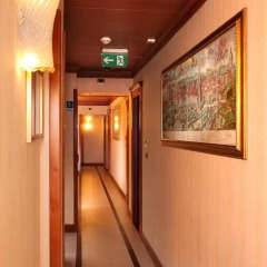 Hotel Serena интерьер отеля
