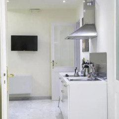 Отель Apollo Suites 2* Номер Делюкс фото 18