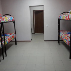 Гостиница Клевер Кровать в общем номере двухъярусные кровати