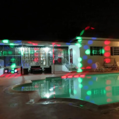 Отель The Retreat @ A Piece Of Paradise развлечения