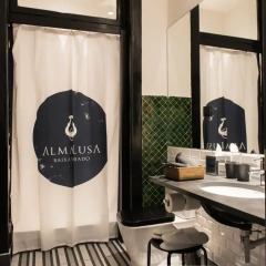 Отель AlmaLusa Baixa & Chiado 4* Стандартный номер с различными типами кроватей фото 6