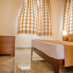 Отель The Garden Bungalow спа