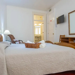 Отель Comercial Azores Guest House Понта-Делгада комната для гостей фото 5