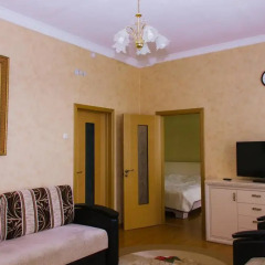 Гостиница Sanatoriy Imeni S.M Kirova в Железноводске отзывы, цены и фото номеров - забронировать гостиницу Sanatoriy Imeni S.M Kirova онлайн Железноводск комната для гостей фото 4
