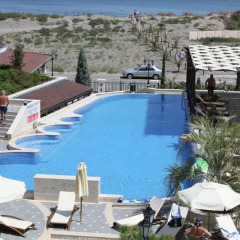 Апартаменты Rose Gardens Apartments Поморие бассейн фото 2