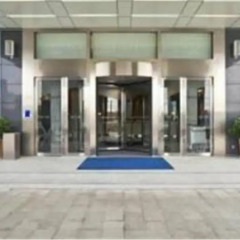 Отель Holiday Inn Express Shanghai New Hongqiao спортивное сооружение