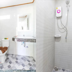 Отель Lanta Coral Beach Resort 2* Бунгало