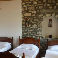 Отель Guest House Meti Албания, Берат - отзывы, цены и фото номеров - забронировать отель Guest House Meti онлайн комната для гостей фото 4