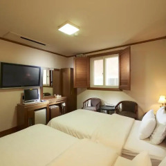 Noble Hotel 3* Стандартный номер с 2 отдельными кроватями фото 3