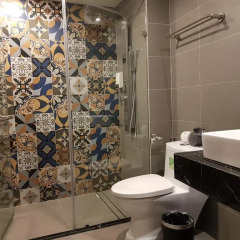 Hanoi Emerald Waters Hotel Trendy 3* Улучшенный номер с различными типами кроватей фото 4