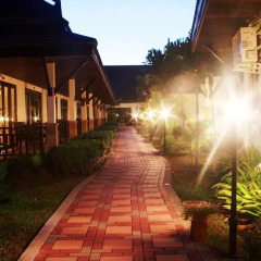 Отель Airport Resort & Spa