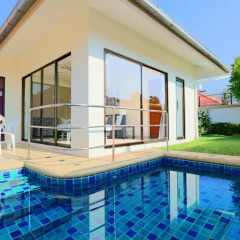 Отель Villa Tortuga Pattaya 4* Вилла с различными типами кроватей фото 24