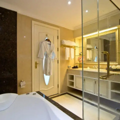 Отель LK The Empress 4* Студия с различными типами кроватей фото 7