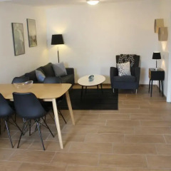 Апартаменты Amalie Bed and Breakfast & Apartments комната для гостей