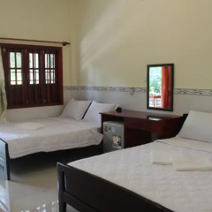 Отель Hoa Nhat Lan Bungalow 2* Стандартный номер с 2 отдельными кроватями