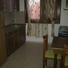 Отель Guest House Fatos Biti Апартаменты с различными типами кроватей фото 18