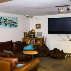 The Grapevine Seafront - Hostel интерьер отеля
