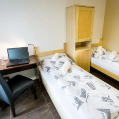 Hostel Moving Номер Делюкс с различными типами кроватей фото 5