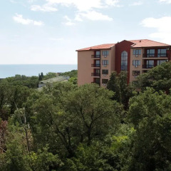 Отель Europroperties Riviera Park