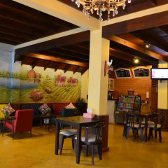 Отель The Colored House Jomtien гостиничный бар