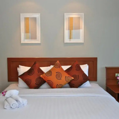 Отель Imperial Hua Hin Beach Resort 4* Улучшенный номер с различными типами кроватей фото 2