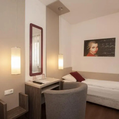 Отель Urban Stay Villa Cicubo Salzburg Австрия, Зальцбург - 3 отзыва об отеле, цены и фото номеров - забронировать отель Urban Stay Villa Cicubo Salzburg онлайн комната для гостей фото 11