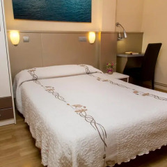 Отель Hostal Barcelona Стандартный номер фото 6