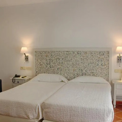 Hotel Malaga Picasso 3* Стандартный номер с различными типами кроватей фото 6