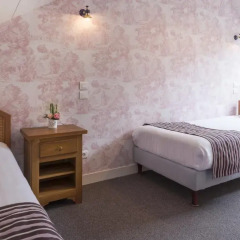 Отель Relais Des Landes 4* Стандартный семейный номер с различными типами кроватей