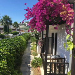 Salinas Beach Hotel