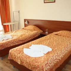 Iris Beach Hotel - Half Board 3* Стандартный номер фото 5