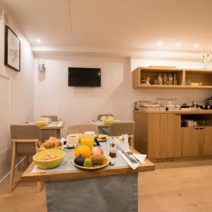 Отель Hôtel Victoire & Germain в номере фото 2