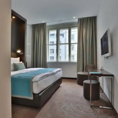 Отель Motel One Prague 3* Стандартный номер с различными типами кроватей фото 6