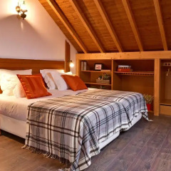 Отель Mercearia d'Alegria Boutique B&B Стандартный семейный номер с различными типами кроватей фото 4