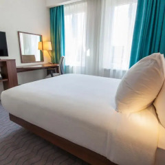 Отель Hampton by Hilton Amsterdam Centre East 3* Стандартный номер с различными типами кроватей фото 3