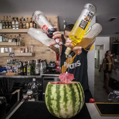 Апартаменты Ryans Ibiza Apartments - Adults Only гостиничный бар