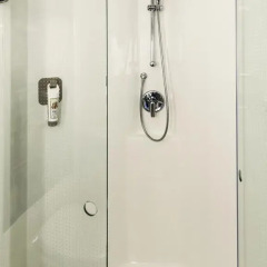 Hotel ibis Schiphol Amsterdam Airport 3* Улучшенный номер с различными типами кроватей фото 13
