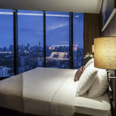 Отель The Continent Bangkok by Compass Hospitality 4* Номер категории Премиум с различными типами кроватей фото 44