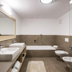 Отель Erzherzog Johann 4* Апартаменты