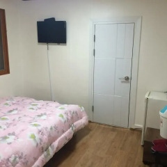 Отель Seoul Tower Family Guesthouse 2* Стандартный номер фото 2