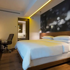 Отель Krystal Urban Guadalajara 4* Стандартный номер фото 2