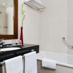 Гостиница Sokos Olympia Garden 4* Стандартный номер двуспальная кровать фото 2