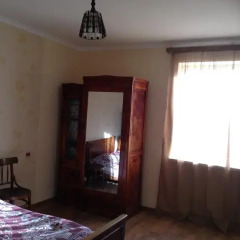 Отель Em&Ri Guest House in Odzun Стандартный номер двуспальная кровать фото 2