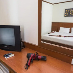 Sharaya Patong Hotel 3* Стандартный семейный номер с двуспальной кроватью фото 4